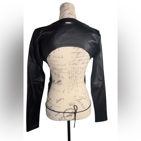 Maniere De Voir Black vegan Leather top - Picture 3 of 7